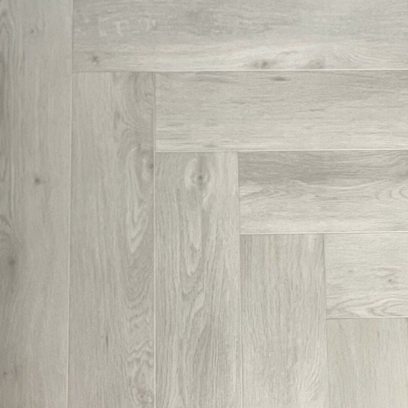 Faolinn Oak SPC Flooring Sample