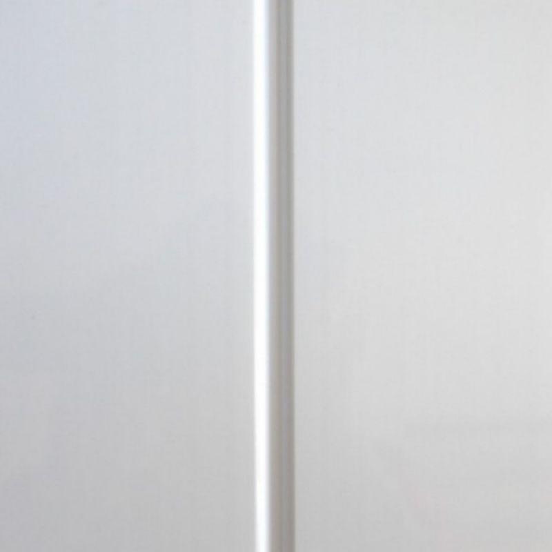 Gloss White V Groove 6mm Sample